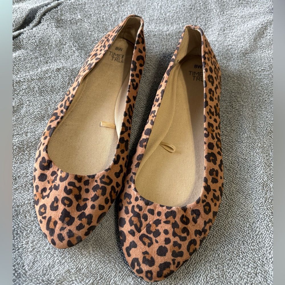 Time and Tru Brown Leopard Flats